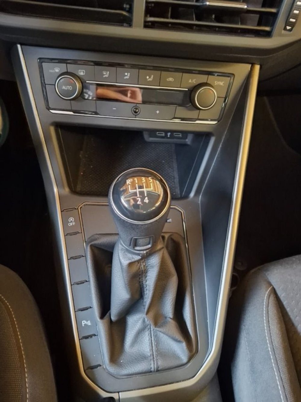 Volkswagen Polo usata a Vicenza (14)