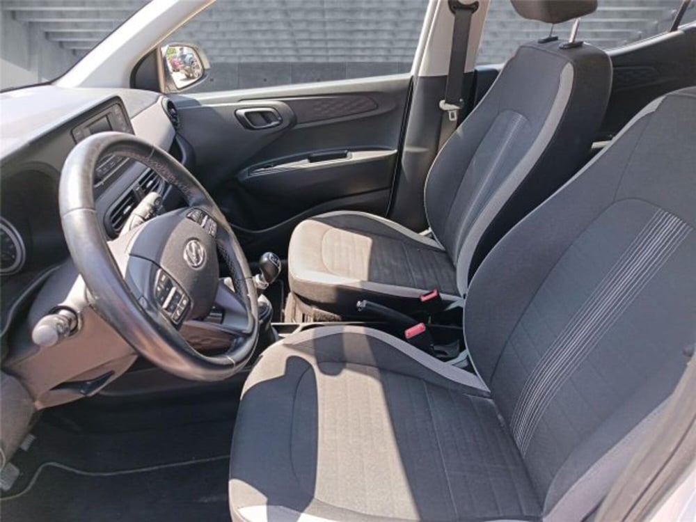 Hyundai i10 usata a Bari (11)