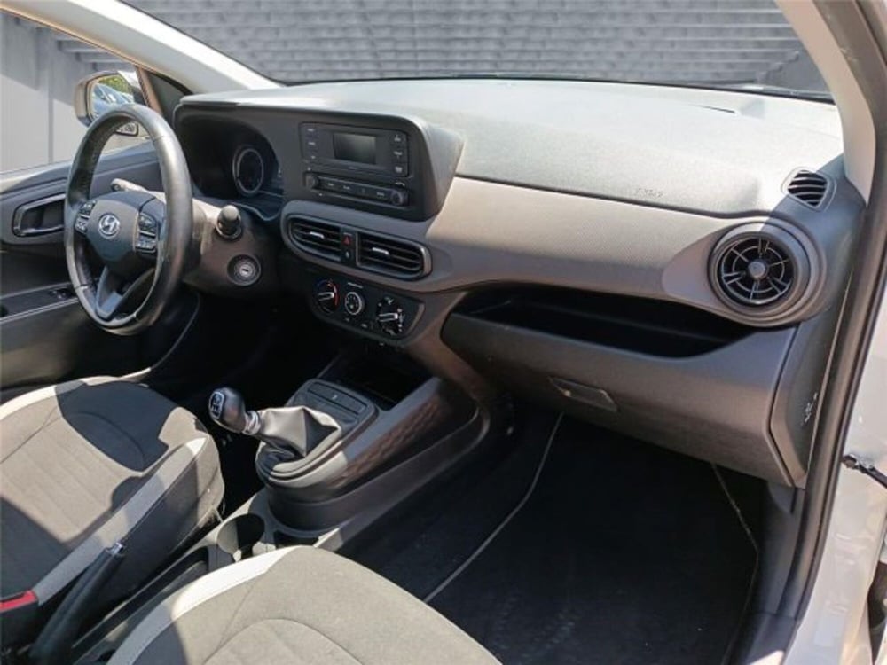 Hyundai i10 usata a Bari (12)
