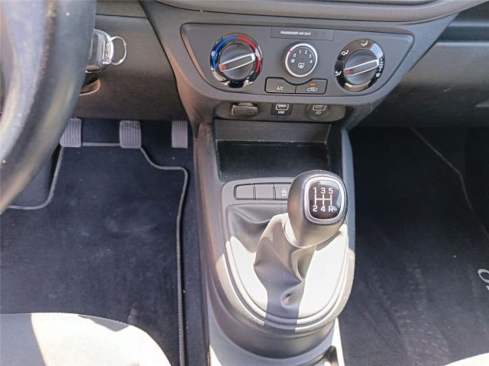 Hyundai i10 usata a Bari (18)
