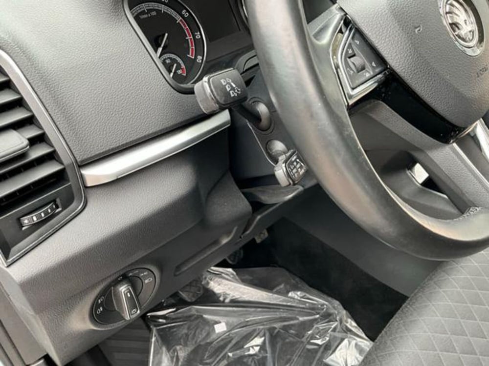 Skoda Karoq usata a Sondrio (16)