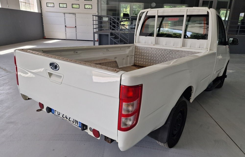 Mahindra Genio usata a Torino (4)