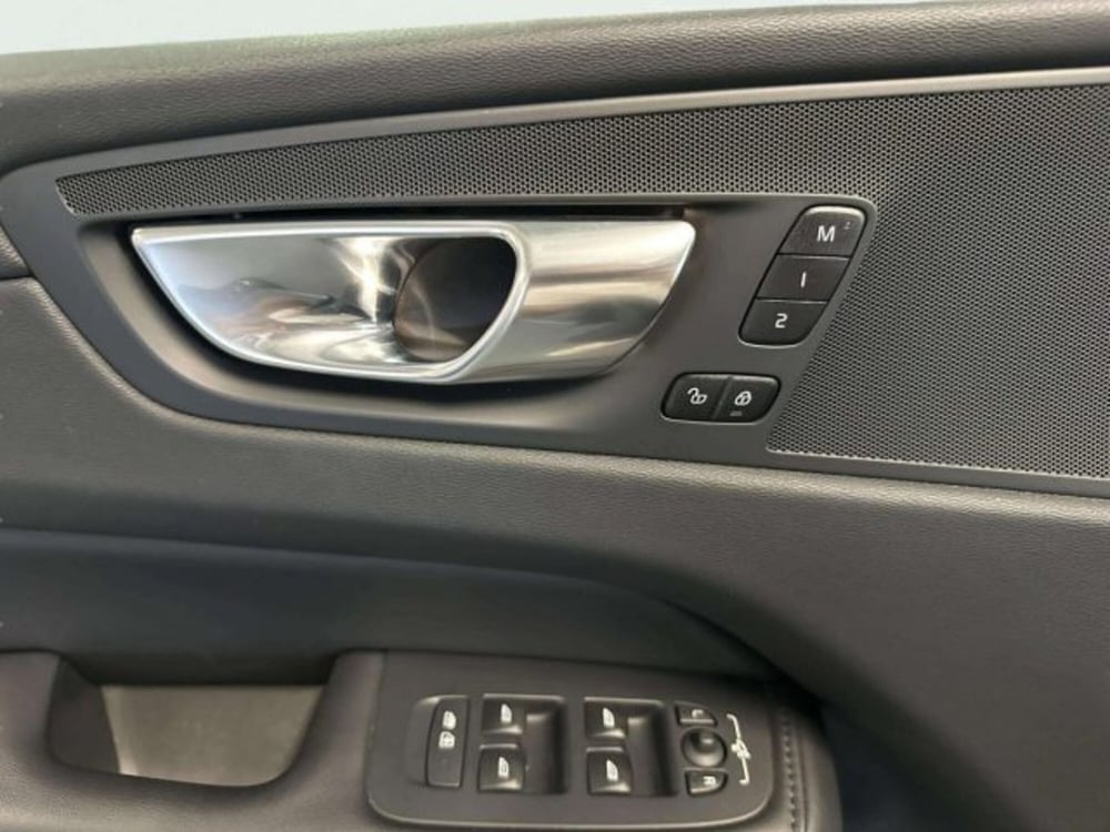 Volvo XC60 usata a Firenze (18)