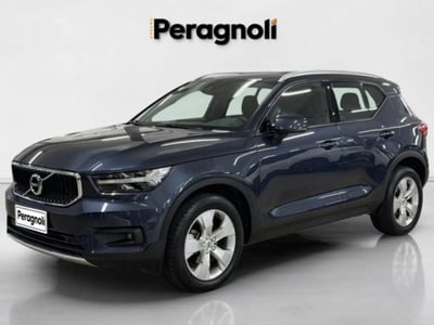 Volvo XC40 T2 Momentum Core del 2021 usata a Firenze