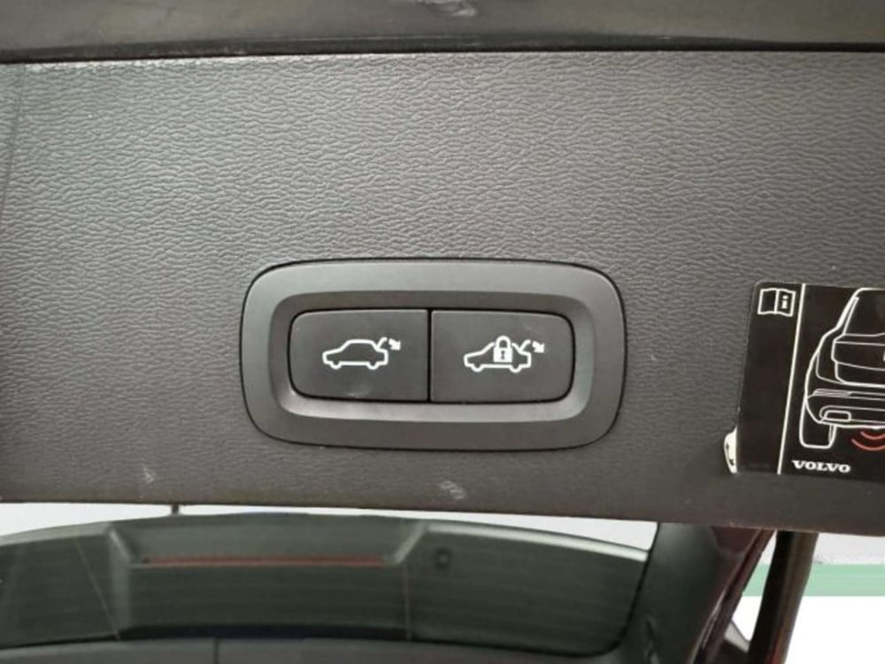 Volvo XC40 usata a Firenze (11)