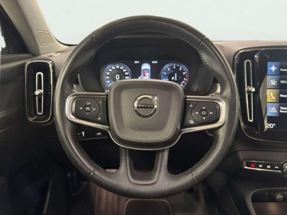 Volvo XC40 usata a Firenze (17)