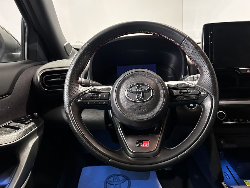Toyota Yaris Cross usata a Milano (10)