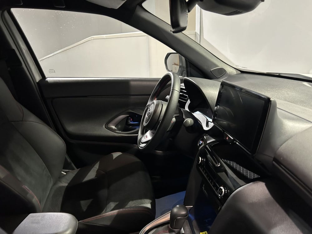 Toyota Yaris Cross usata a Milano (7)