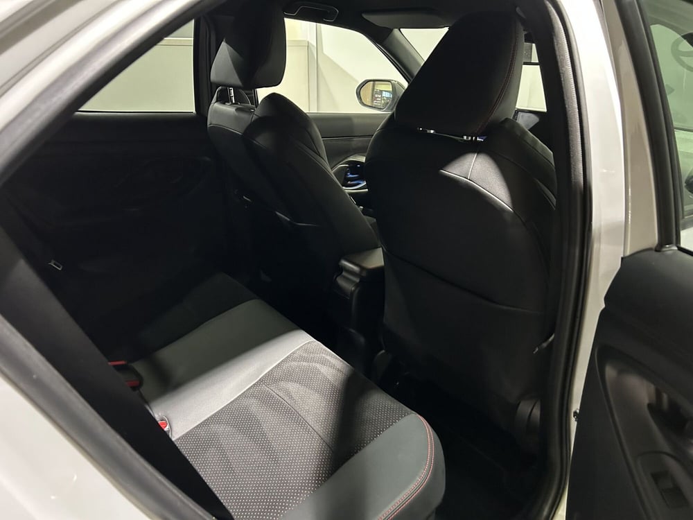 Toyota Yaris Cross usata a Milano (8)