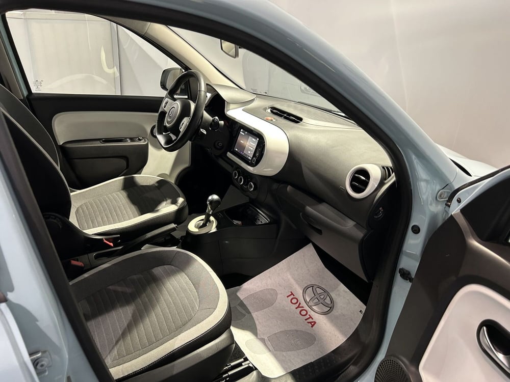 Renault Twingo usata a Milano (11)