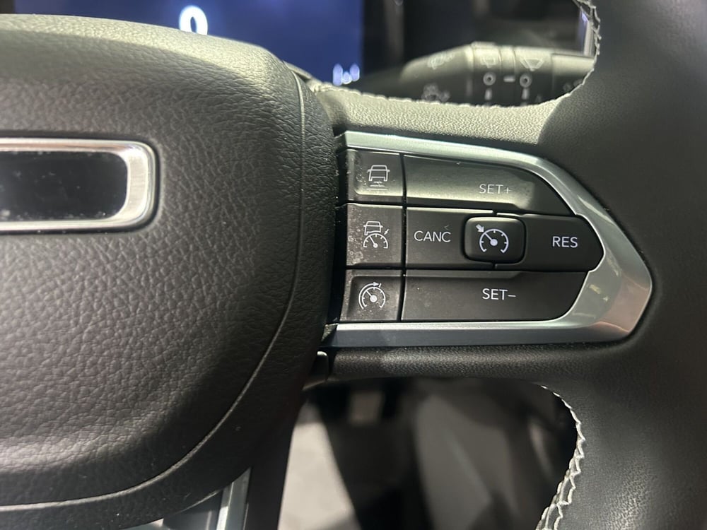 Jeep Compass usata a Milano (18)
