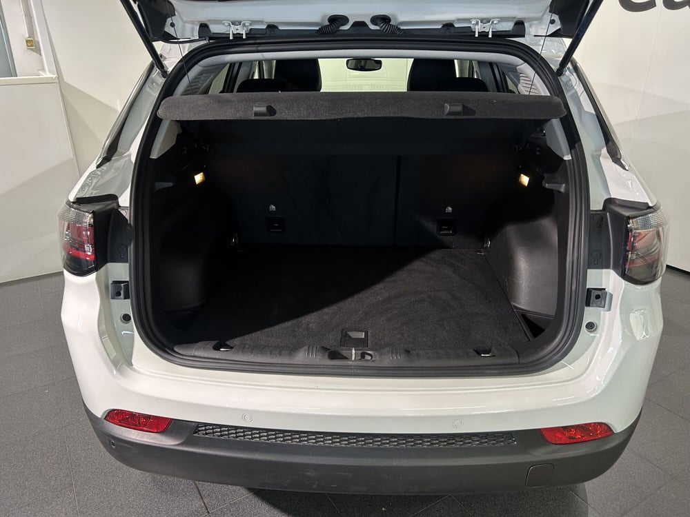 Jeep Compass usata a Milano (6)