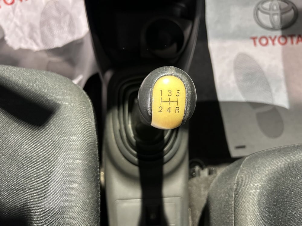 Toyota Yaris usata a Milano (14)