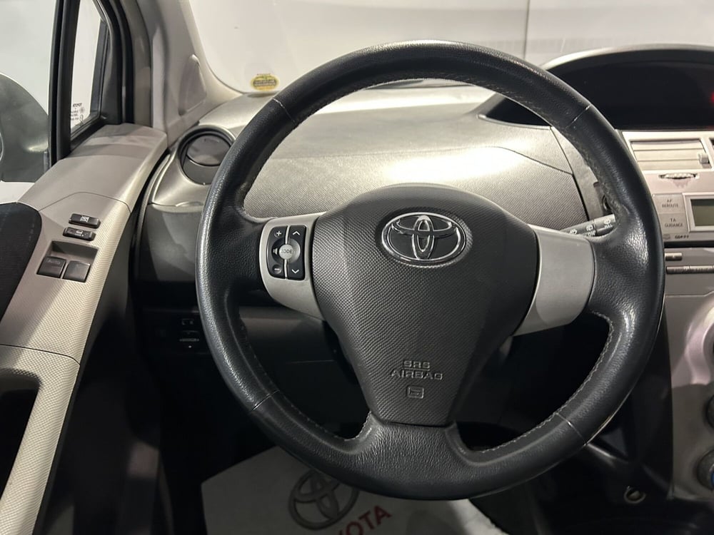 Toyota Yaris usata a Milano (8)