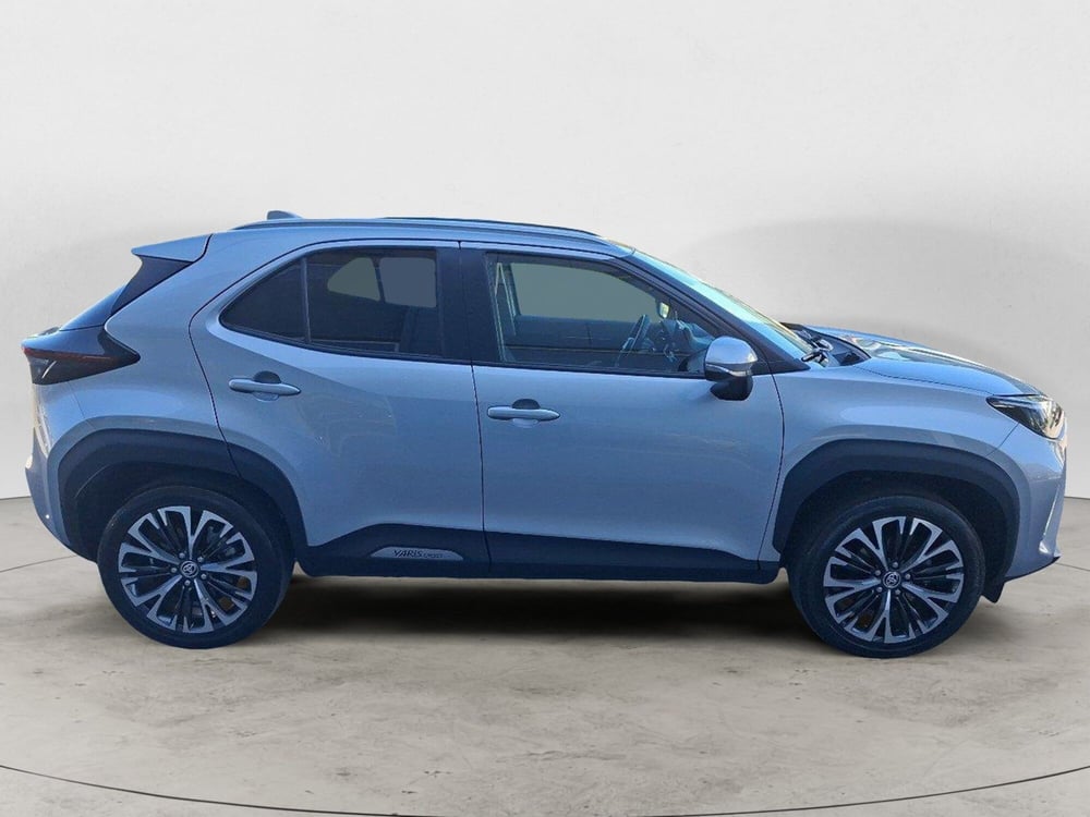 Toyota Yaris Cross usata a Ancona (8)