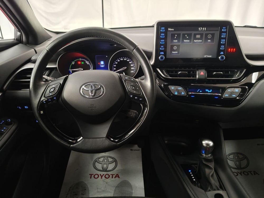 Toyota Toyota C-HR usata a Roma (14)
