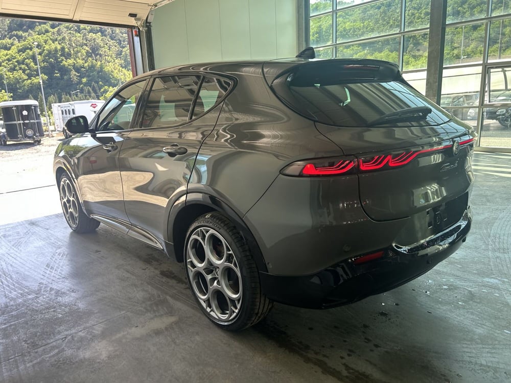 Alfa Romeo Tonale nuova a La Spezia (4)
