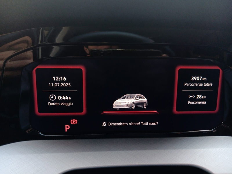 Volkswagen Golf Variant usata a Bologna (13)