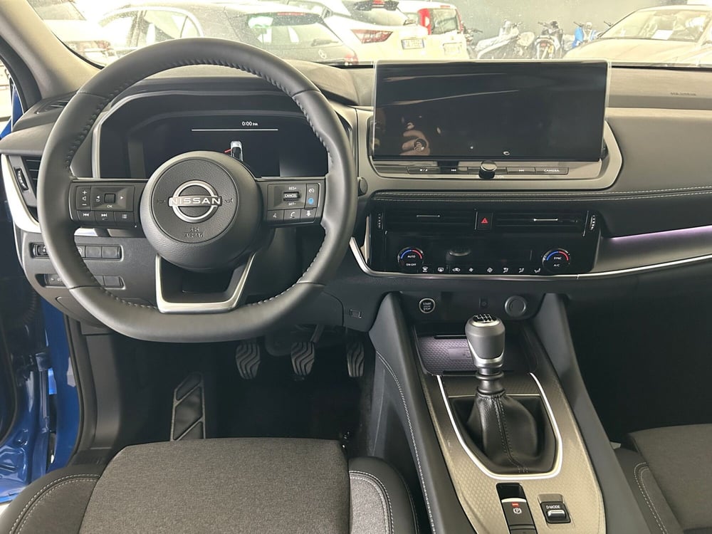 Nissan Qashqai nuova a Ferrara (11)