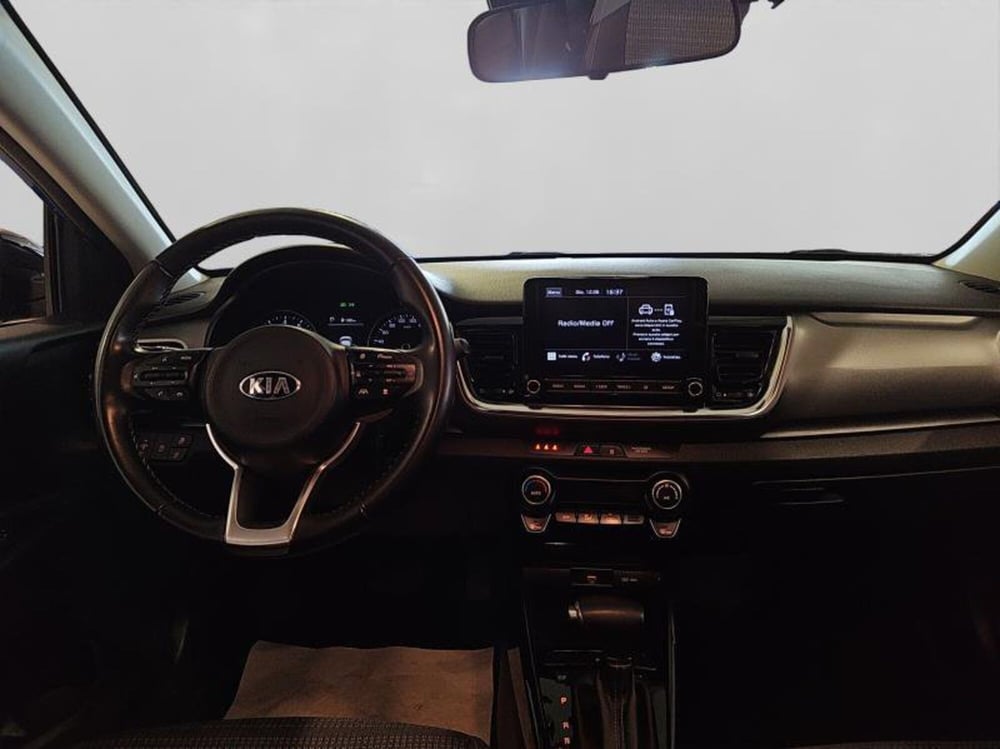 Kia Stonic usata a Genova (11)
