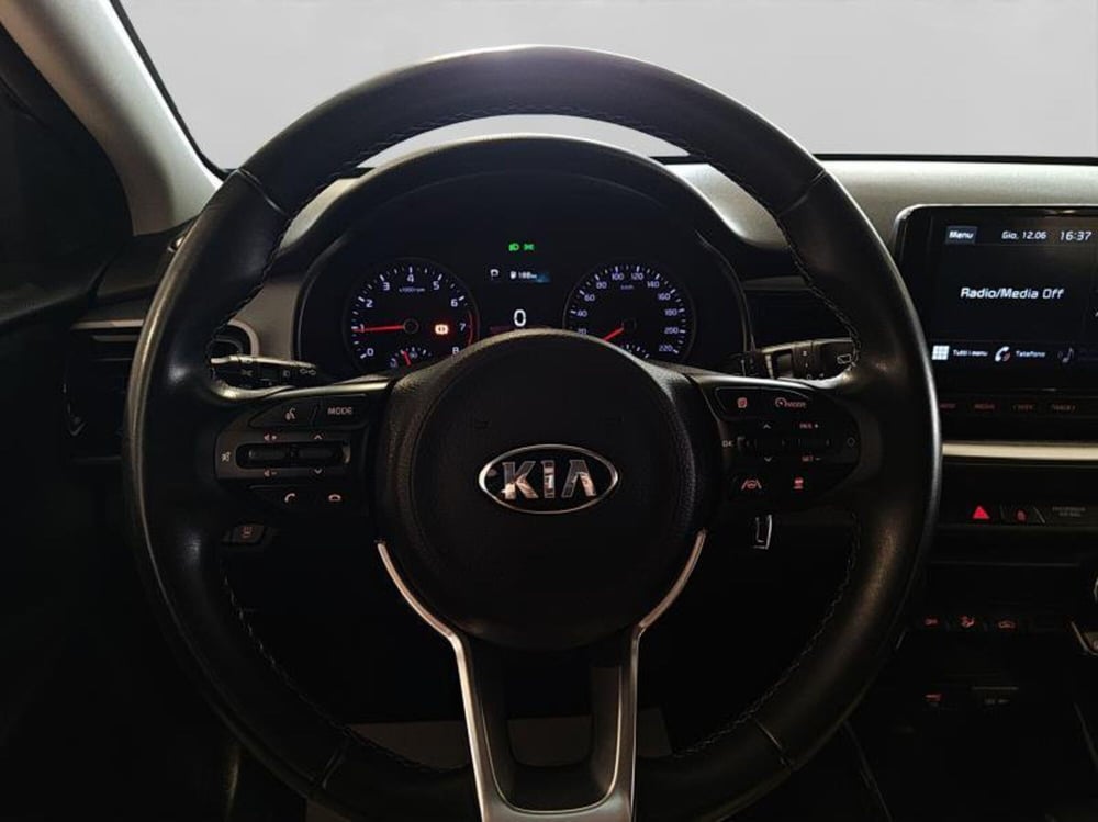 Kia Stonic usata a Genova (14)