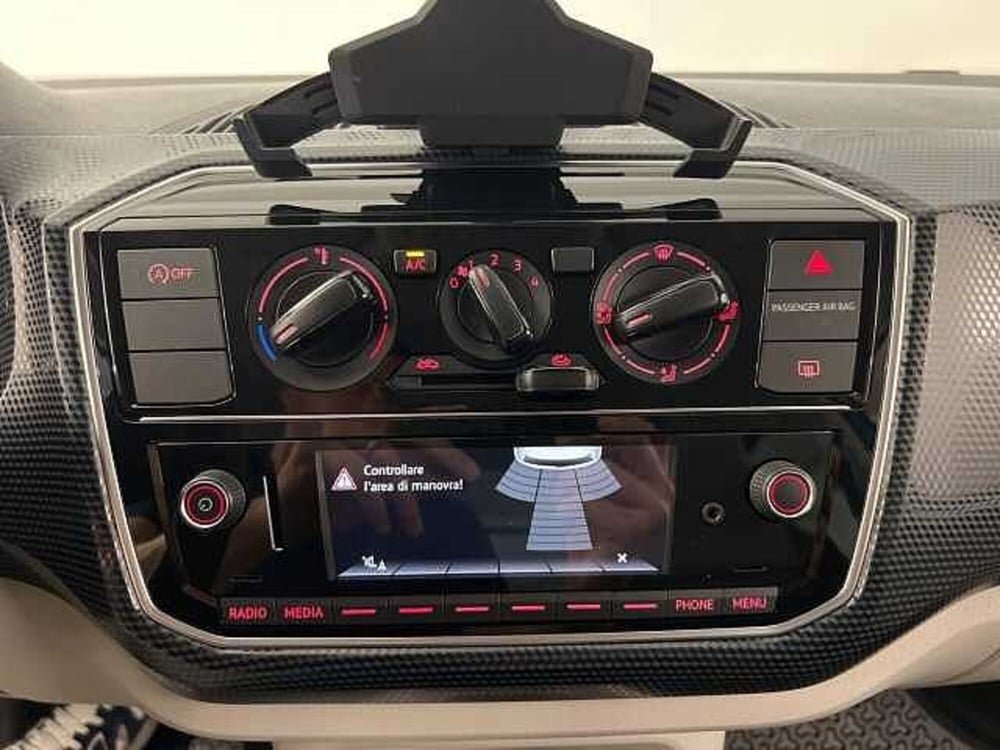 Volkswagen up! usata a Forlì-Cesena (17)