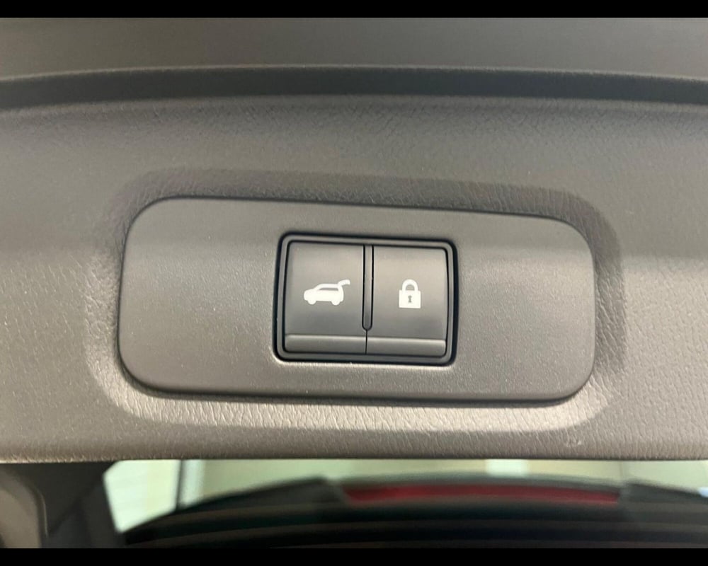 Nissan Qashqai usata a Arezzo (18)