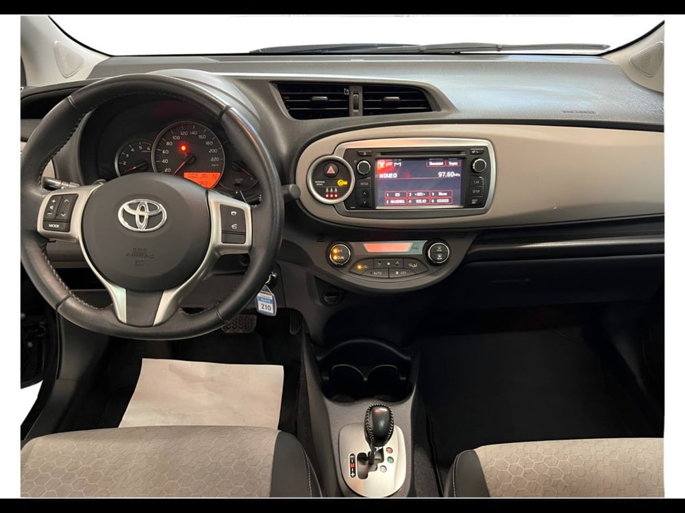 Toyota Yaris usata a Siena (10)