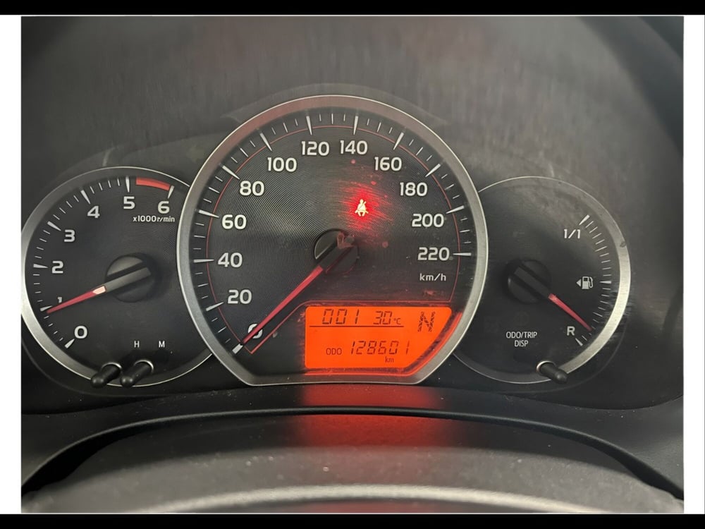 Toyota Yaris usata a Siena (9)