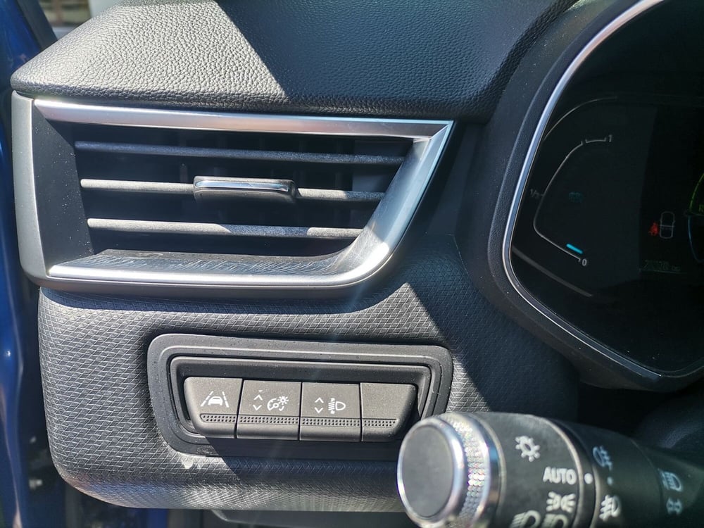 Renault Clio usata a Salerno (17)