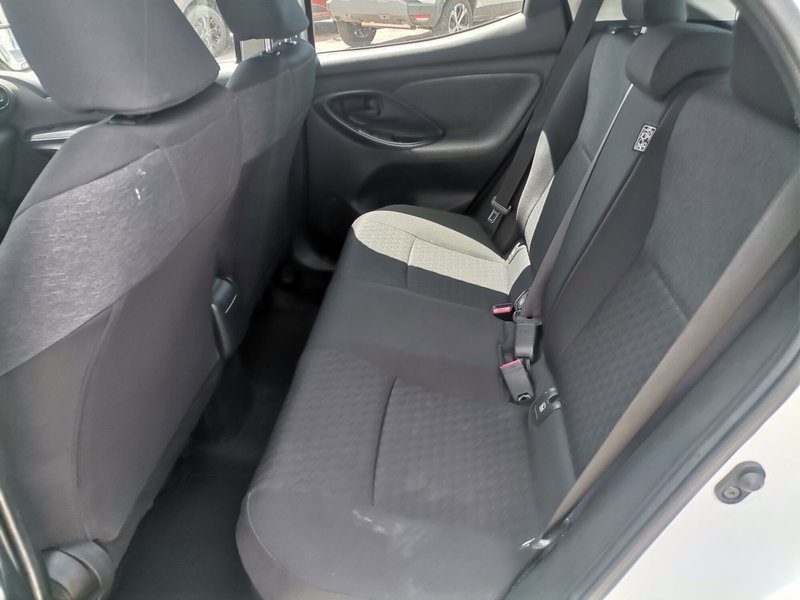 Toyota Yaris usata a Salerno (10)