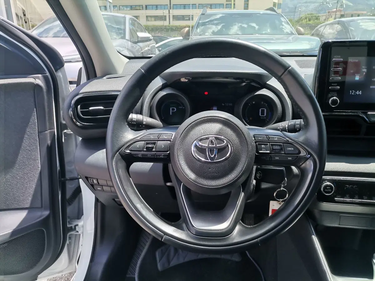 Toyota Yaris usata a Salerno (8)