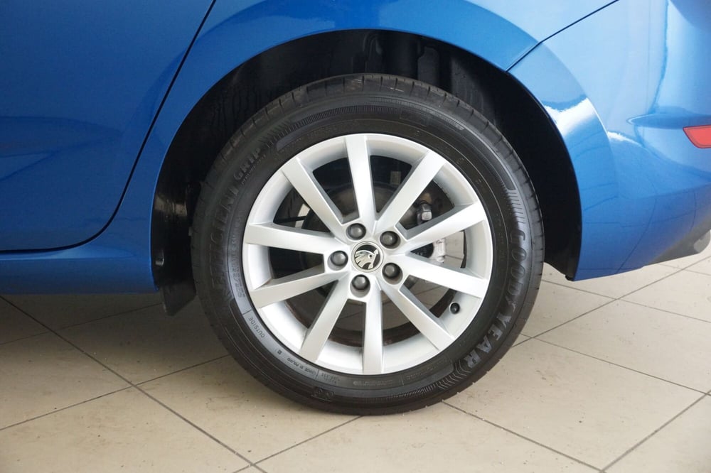 Skoda Scala usata a Torino (18)