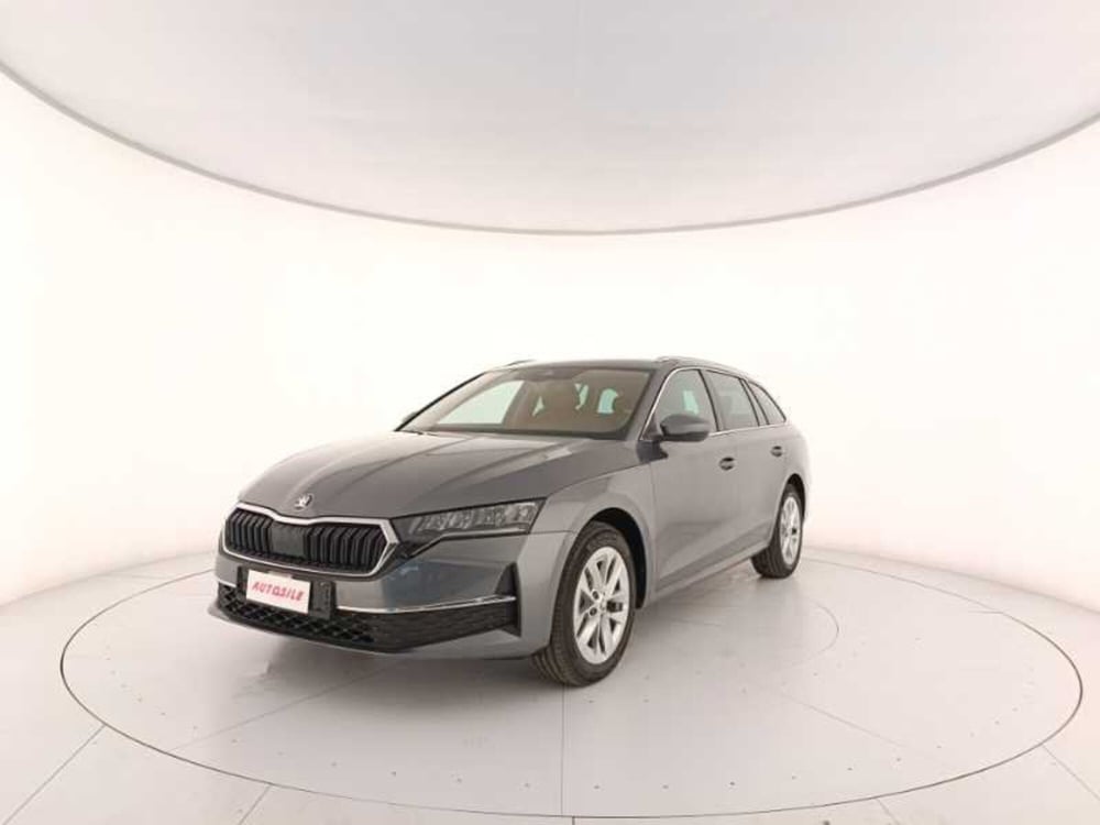 Skoda Octavia Station Wagon nuova a Treviso