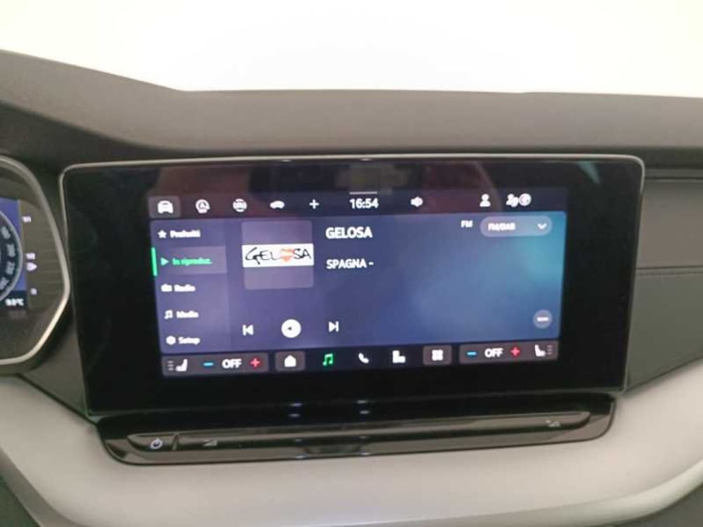 Skoda Octavia Station Wagon nuova a Treviso (15)