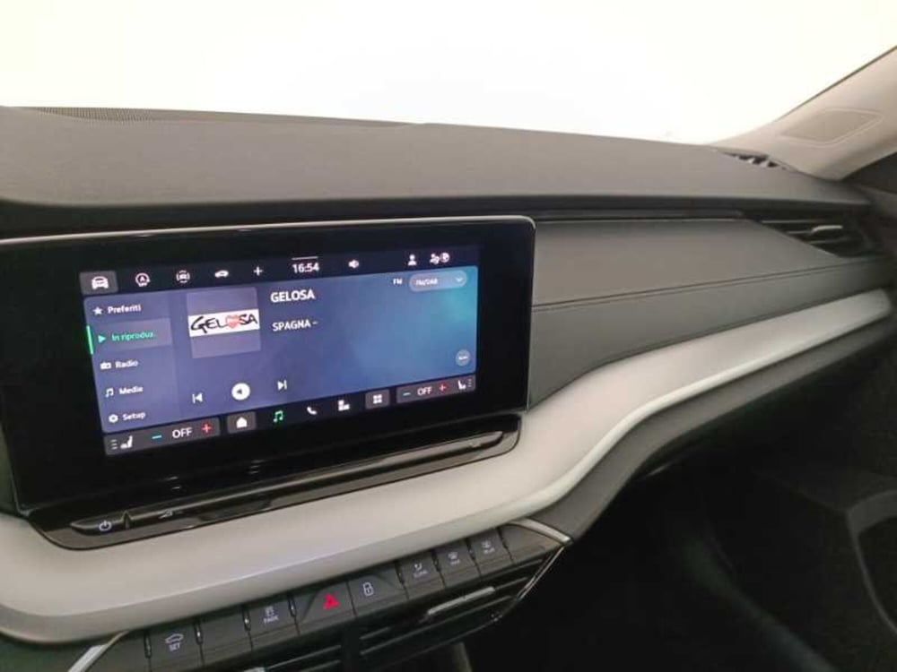 Skoda Octavia Station Wagon nuova a Treviso (18)