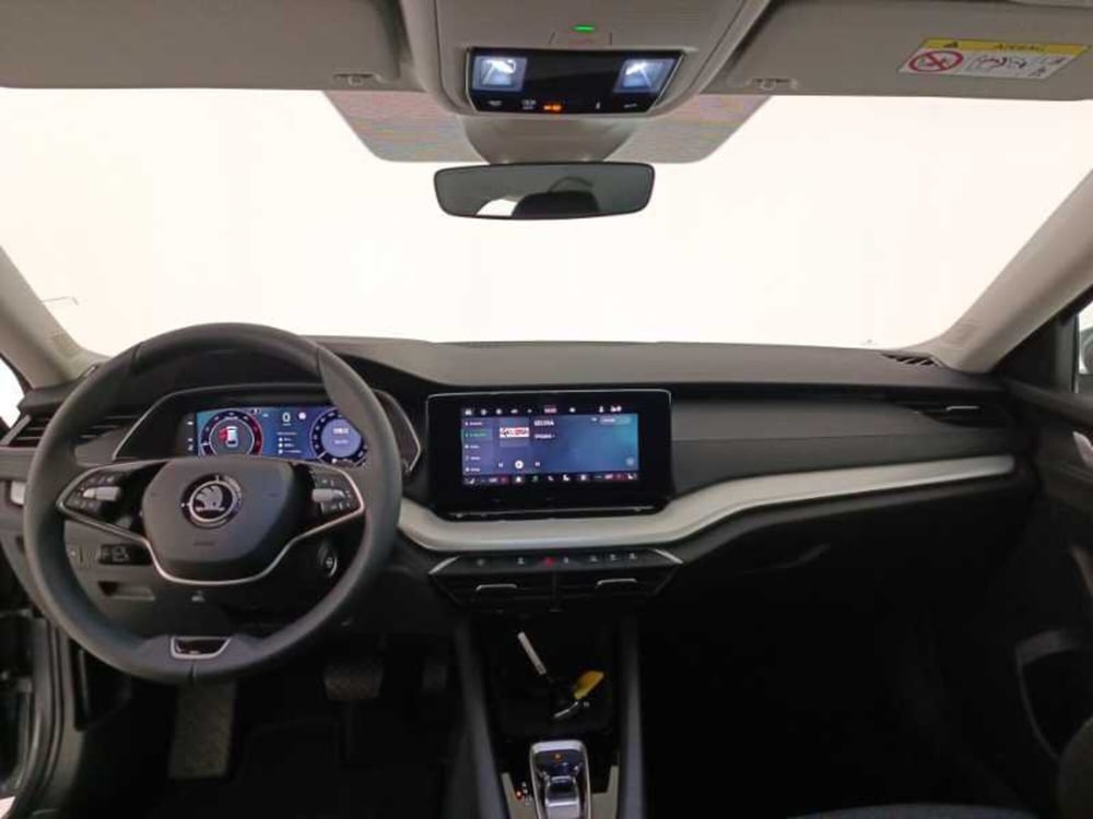 Skoda Octavia Station Wagon nuova a Treviso (9)