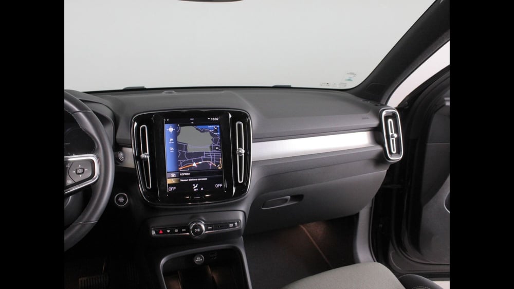 Volvo XC40 usata a Palermo (9)