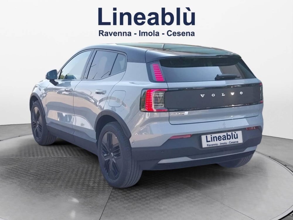 Volvo EX30 Cross Country nuova a Ravenna (11)