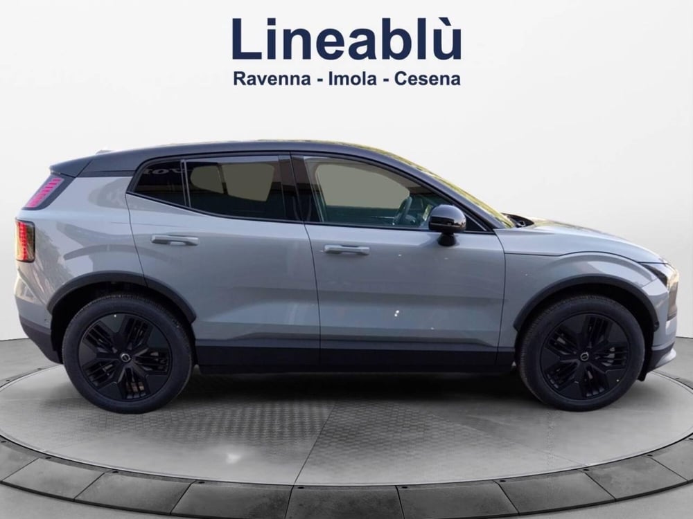 Volvo EX30 Cross Country nuova a Ravenna (14)
