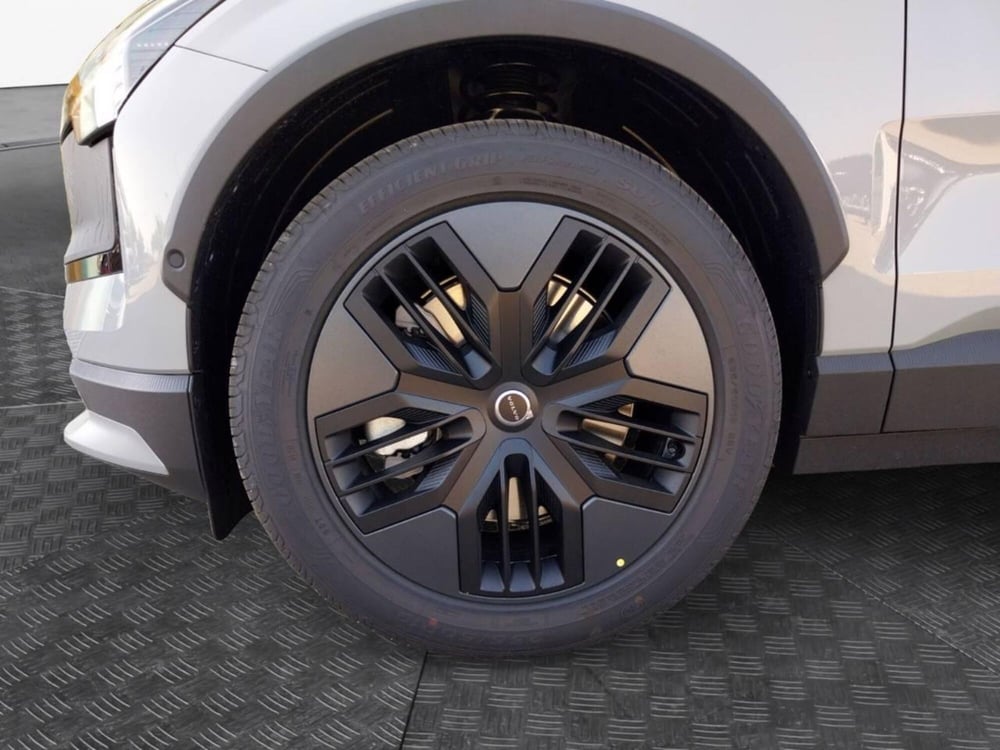 Volvo EX30 Cross Country nuova a Ravenna (17)