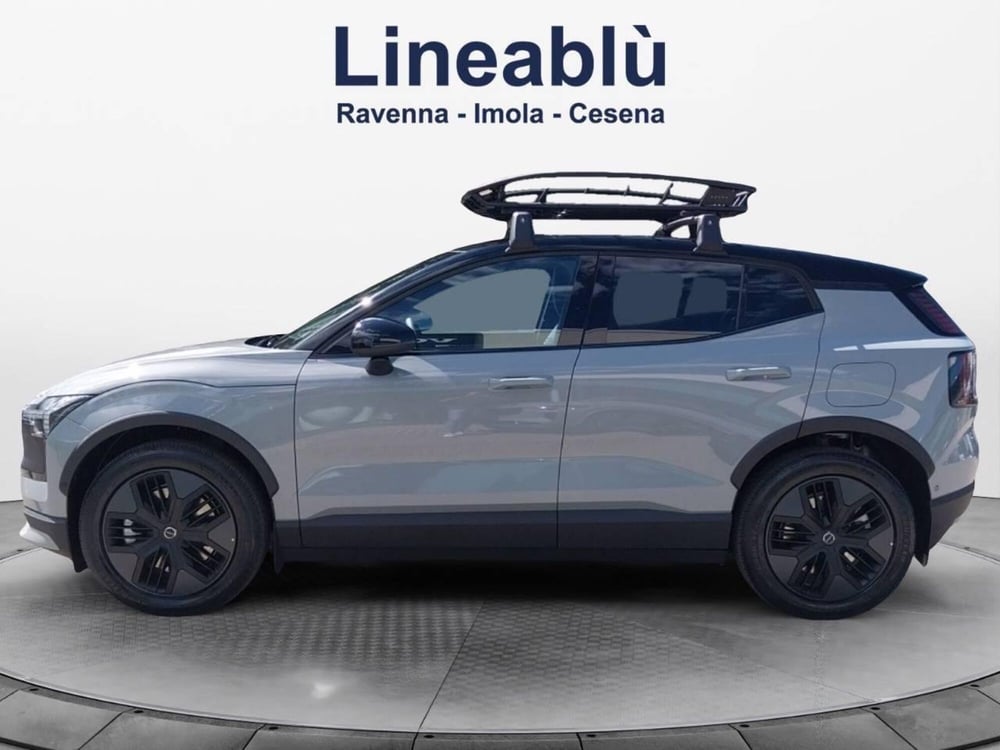 Volvo EX30 Cross Country nuova a Ravenna (2)