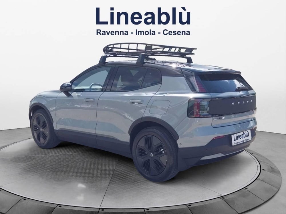 Volvo EX30 Cross Country nuova a Ravenna (3)
