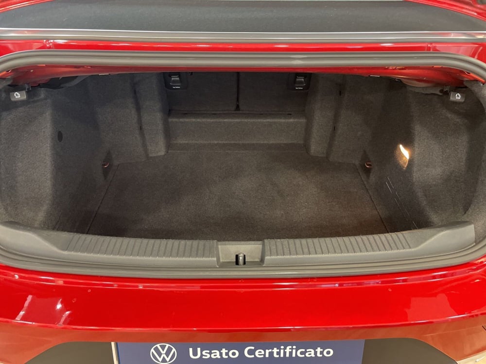 Volkswagen T-Roc Cabrio usata a Varese (10)