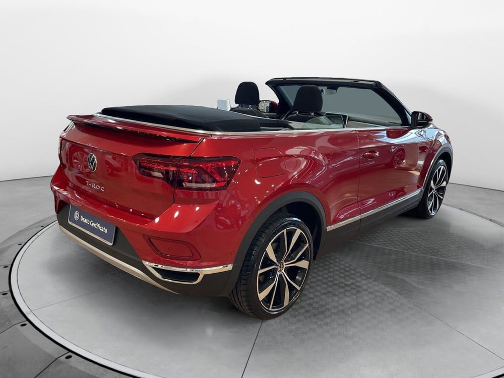 Volkswagen T-Roc Cabrio usata a Varese (8)