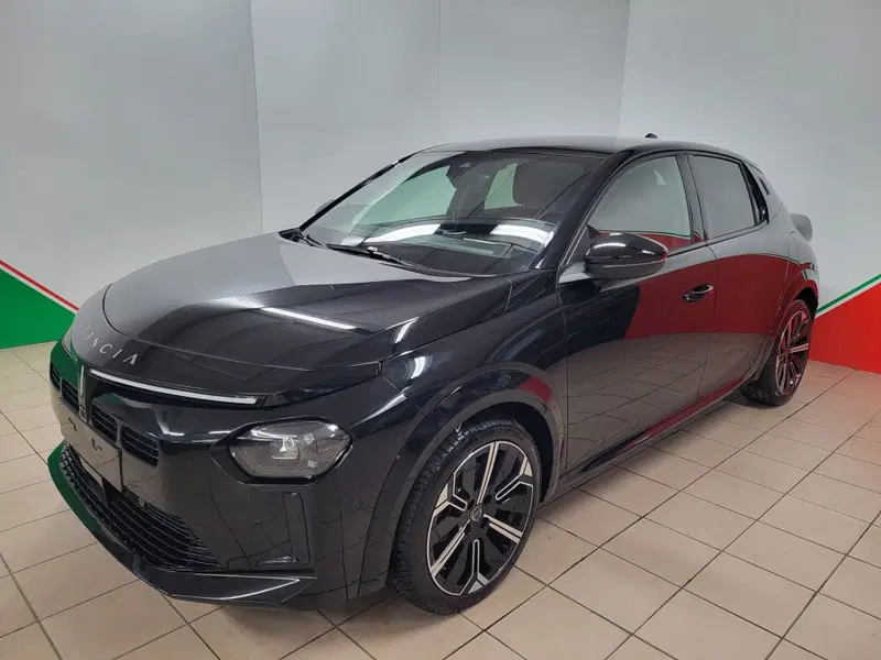 Lancia Ypsilon usata a Arezzo