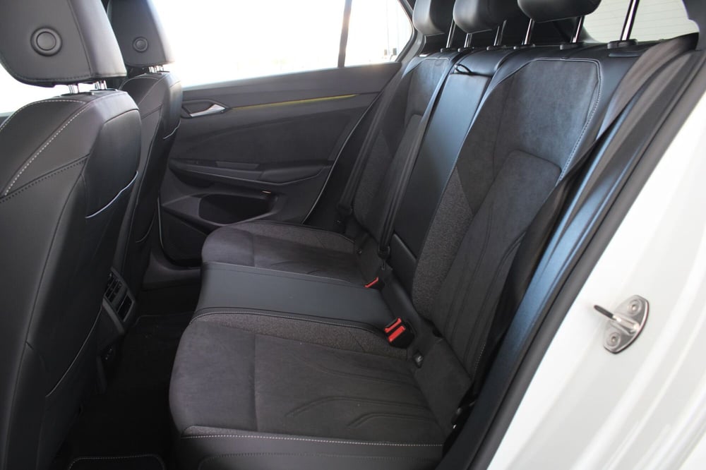 Volkswagen Golf nuova a Agrigento (8)