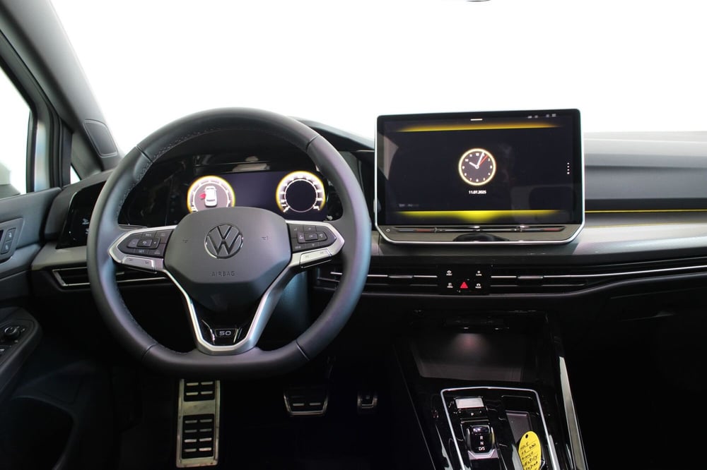 Volkswagen Golf nuova a Agrigento (9)