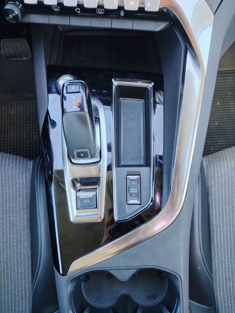 Peugeot 3008 usata a Massa-Carrara (10)