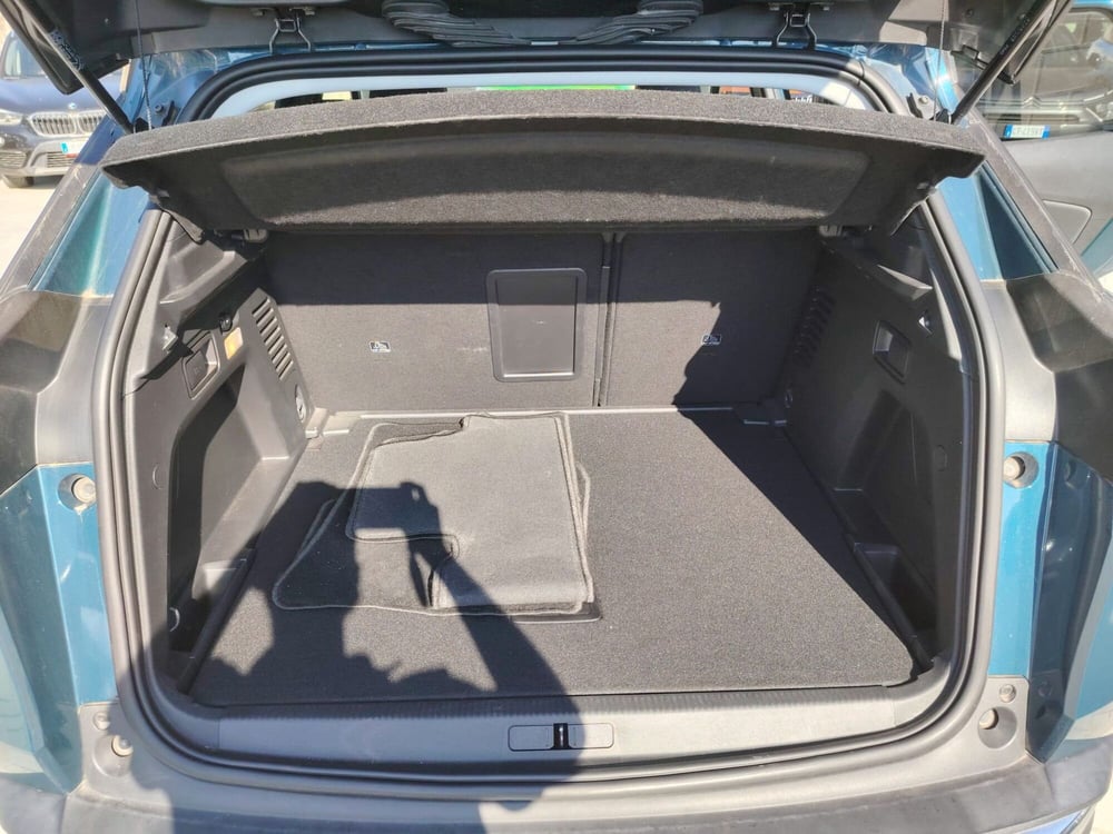 Peugeot 3008 usata a Massa-Carrara (13)